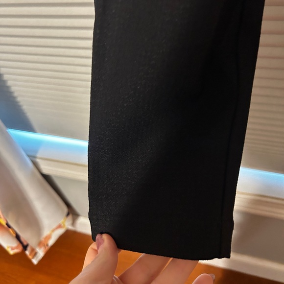 EUc Black Textured Calvin Klein Skinny Pull On Pants 8 - Picture 3 of 7